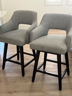 Counter swivel stool