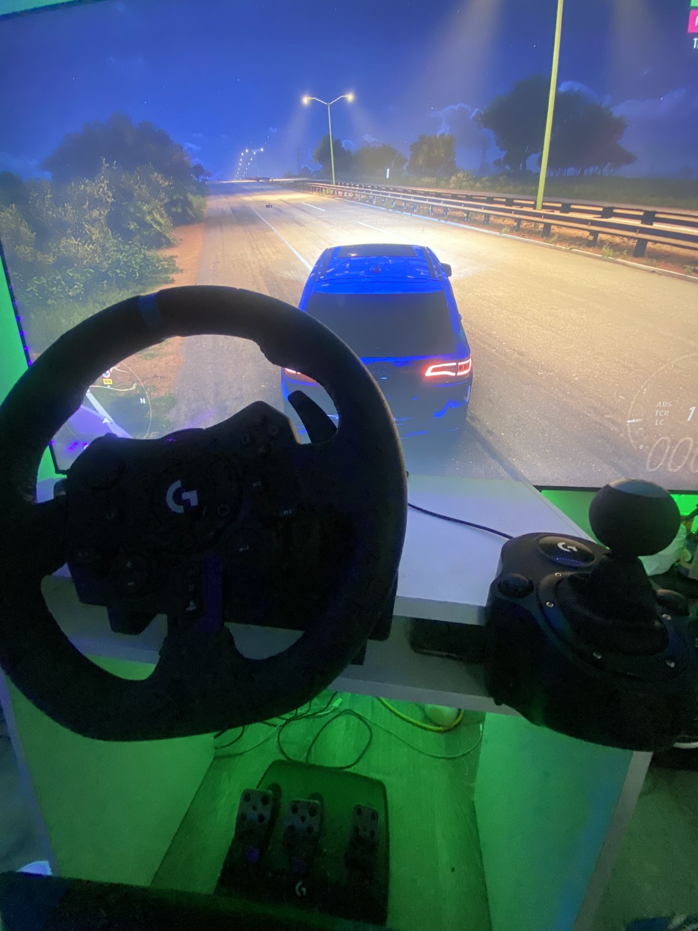 logitech g923 steering wheel including 6 shifter