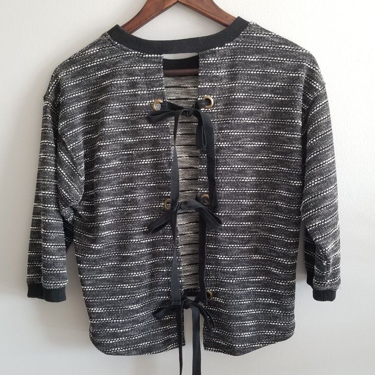 Storia Striped Tie Back Crop Top