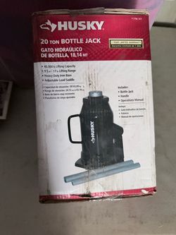 Husky 20-Ton Heavy-Duty Hydraulic Bottle Jack  – 40,000 lb Capacity had 2 now only one