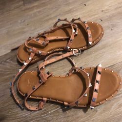 Nicole Miller Sandals Size 7.5