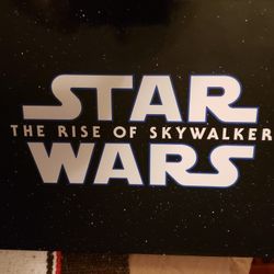 New 11 pc Rare Rise of Skywalker Theater set    See discpt