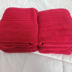 Red Bath Towels 
