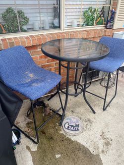 Bar high table & chairs