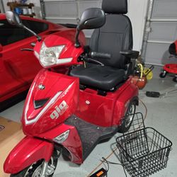 BRAND NEW GIO TITAN MOBILITY SCOOTER 