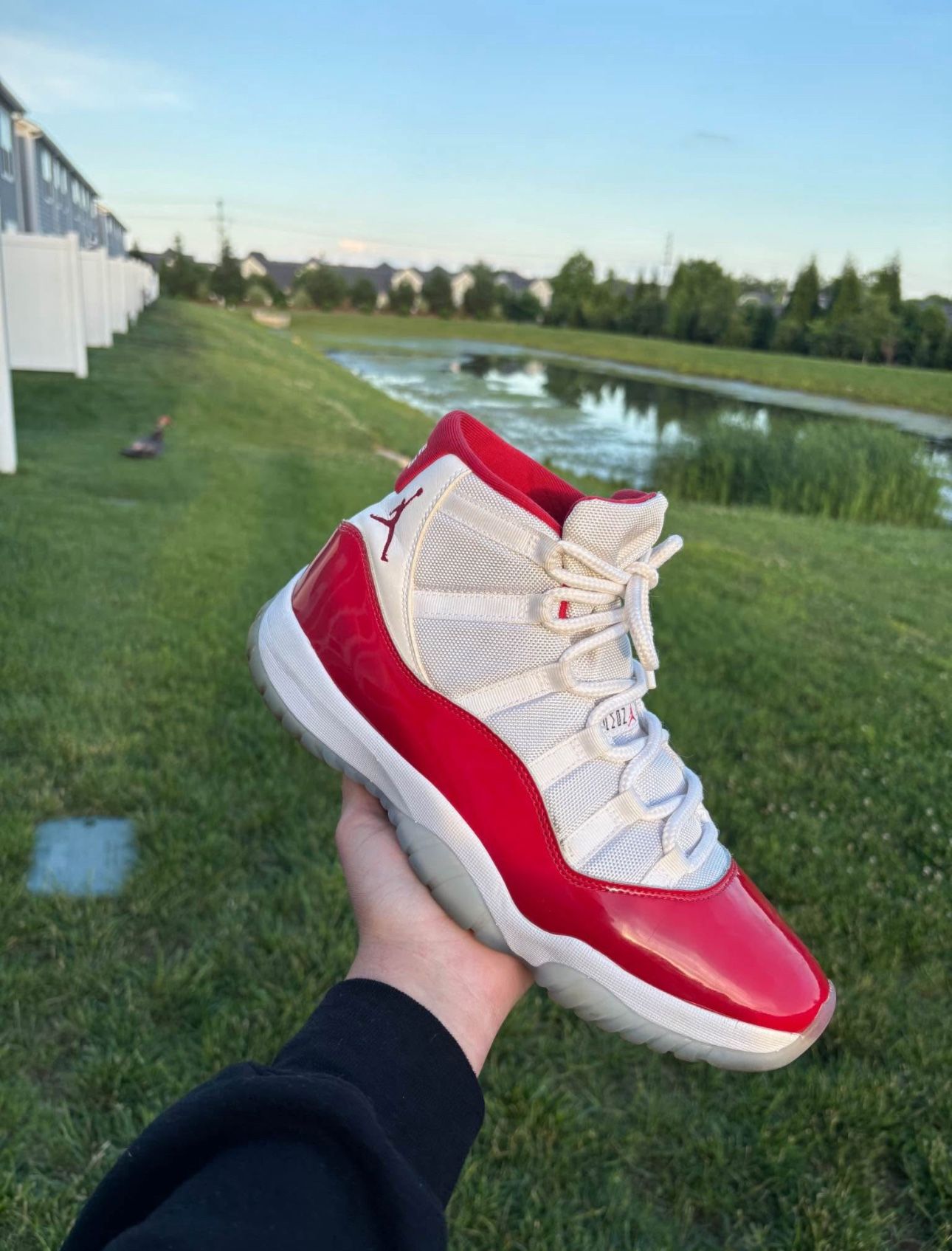 Jordan 11 Cherry