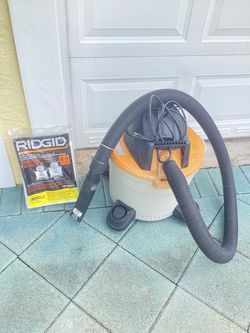 Shop vacuum
