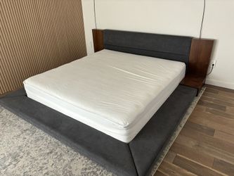 King Size Bed With Mattress