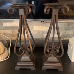 Pilar Candle Holders