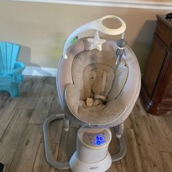 Graco Baby Swing