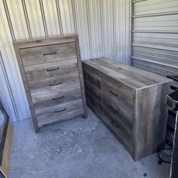 Bedroom Set, Mattress/Boxspring, Table/4 Chairs 