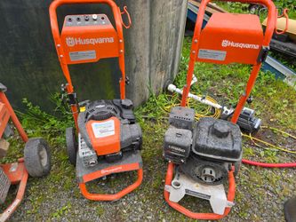 Pressure washer no hoses engine works.  Pressure pump broken