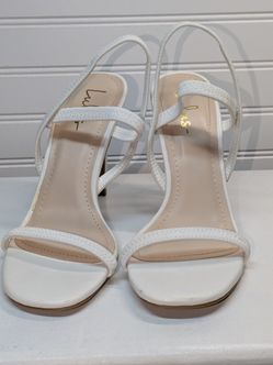 White Lulus Heels Women Size 7.5