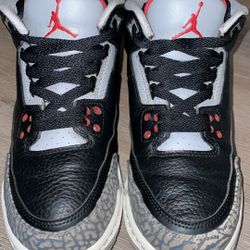 Used Jordan Retro Black Cement 3s