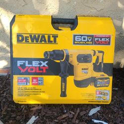 Dewalt Flexvolt 1-9/16 Rotary Hammer Drill With 2-9.0ah Batteries And Fast Charger 