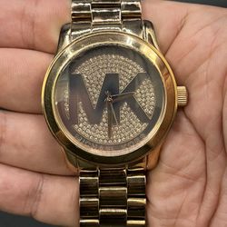 Michael Kors MK-5661 Runway Watch Gold Tone *4007