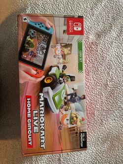 Nintendo Switch Mario Kart Live: Home Circuit – Luigi Set