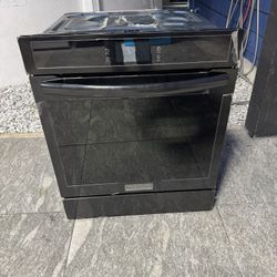 Frigidaire Gallery 24 Black Single Wall Oven Electric Brand New 