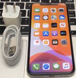 iPhone X 64GB Factory Unlocked-Silver