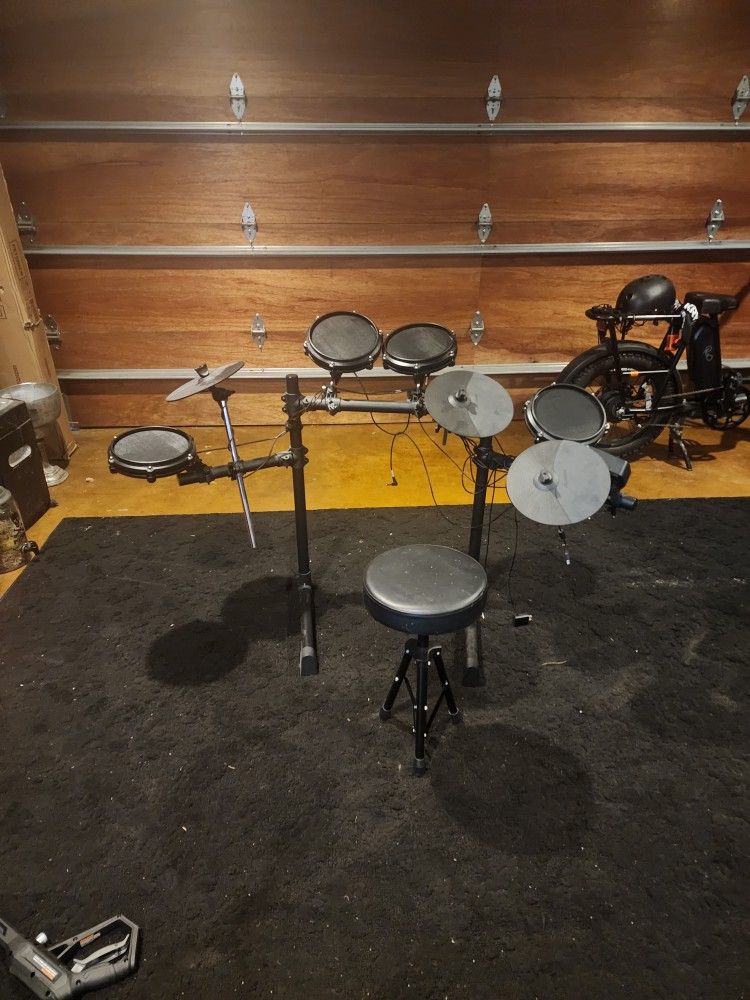 Electric Drum Set