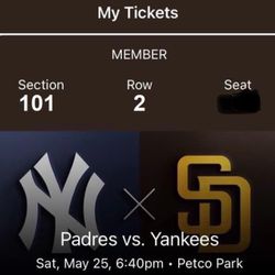 Padres At Yankees 