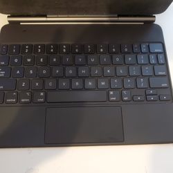 Apple magic keyboard for iPad Pro