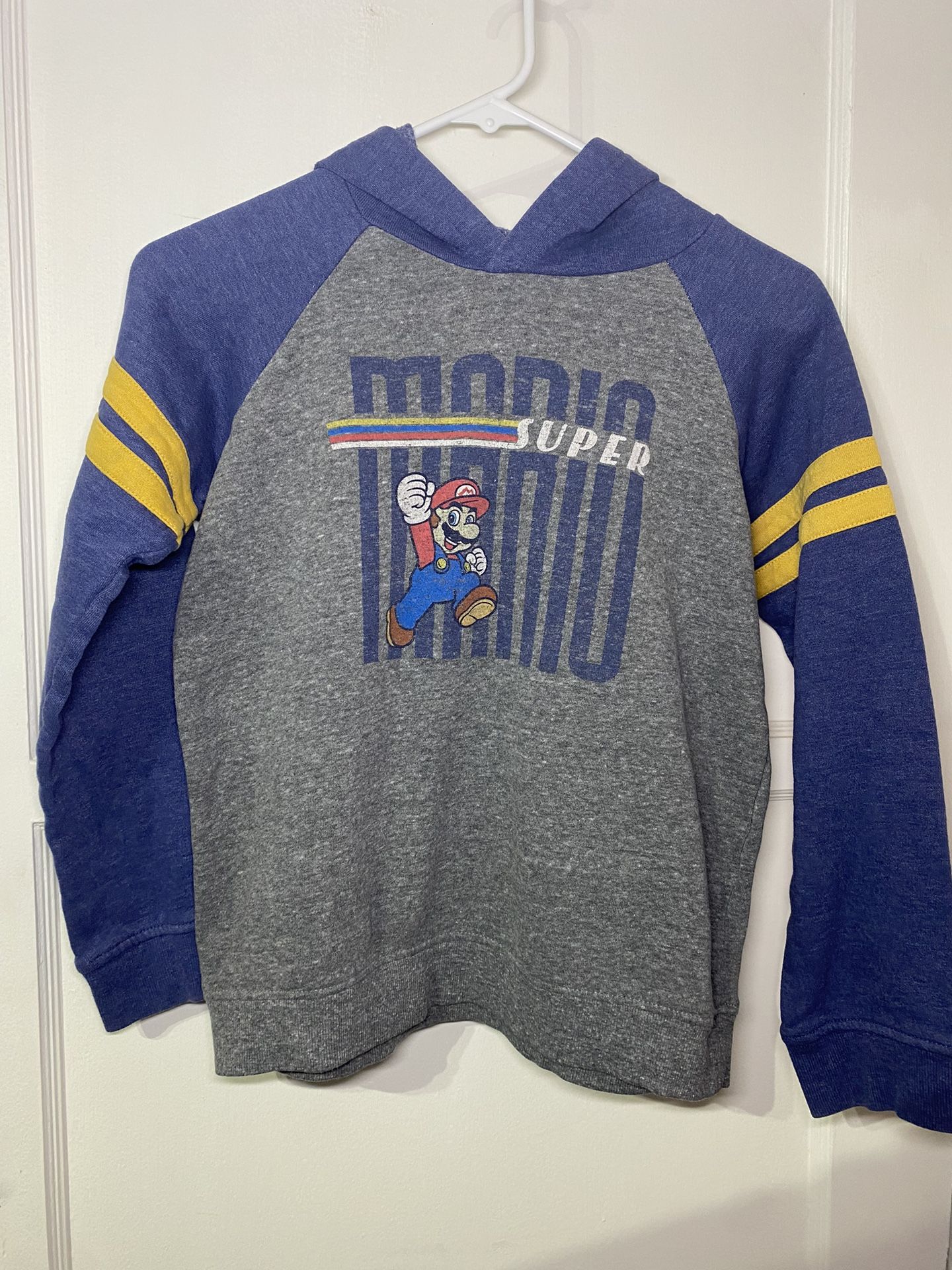 Super Mario Kids Sweatshirt Size 12!