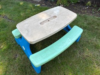 Little Tikes Easy Store Picnic Table Kid’s table