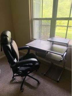 Desk & Chair
