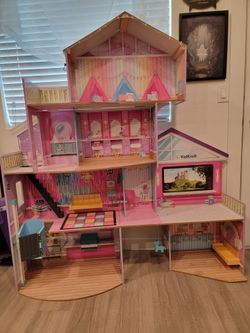 KidKraft doll house