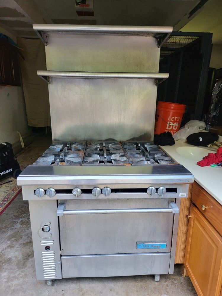 Commercial Gas Range 6 Burners with oven