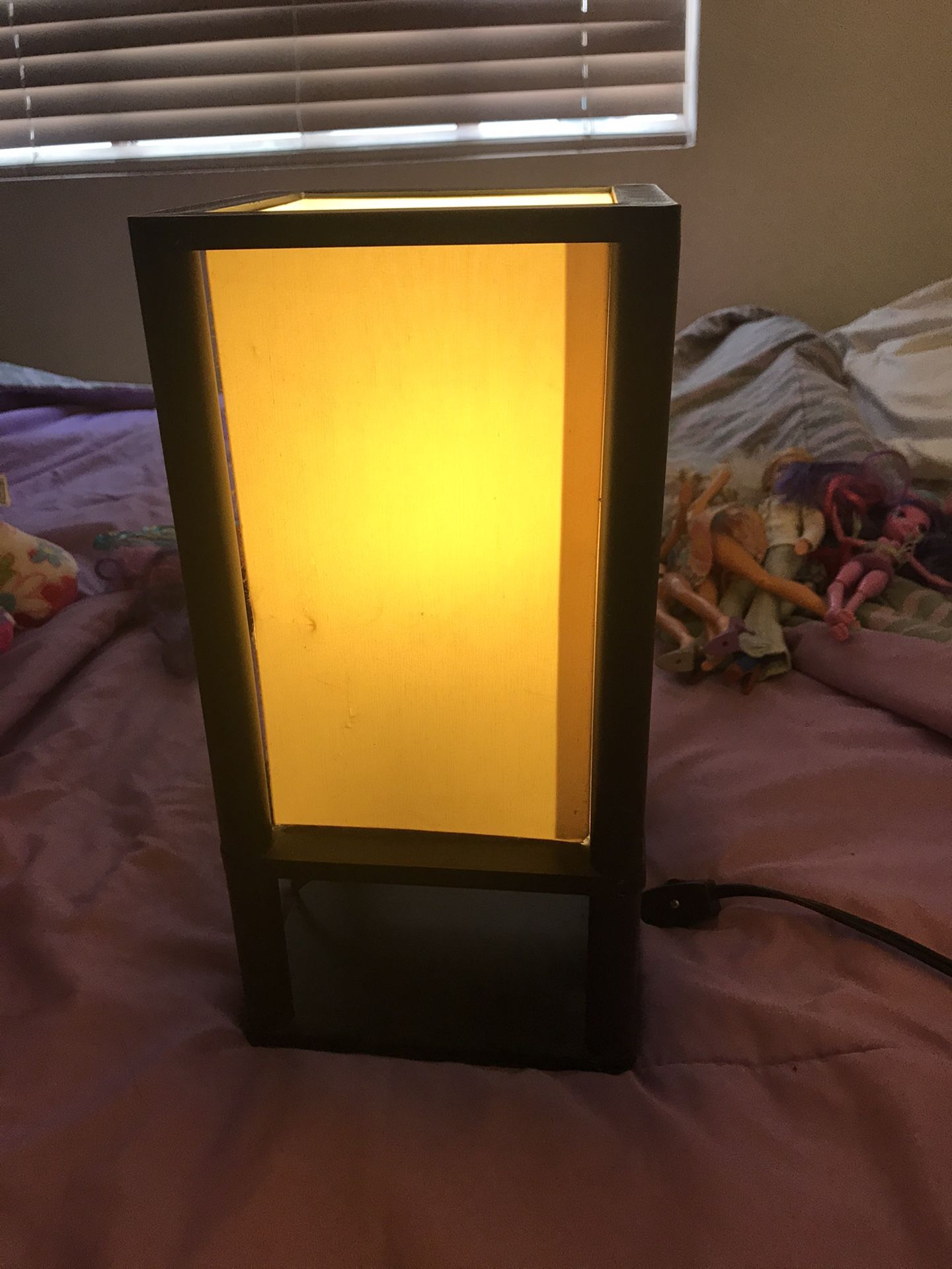 Nite stand or end table lamp