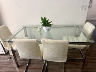 Comedor - dining table
