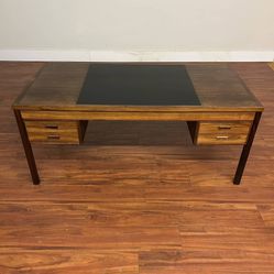 Soren Willadsen Møbelfabrik Rosewood Desk - Many More Items In Stock!