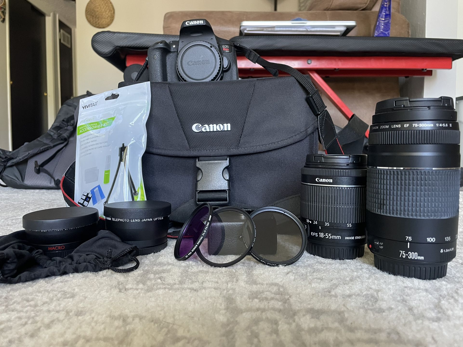 Canon DSLR EOS Rebel T6i with kit