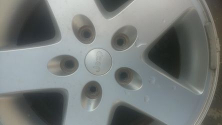 4 Original Jeep Wheels 