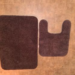 Broyhill Bathroom Set