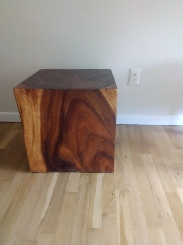 Monkey Pod Side Table 