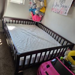 Toddler bed