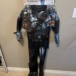 Star Wars Deluxe Mandalorian Din Djarin Costume