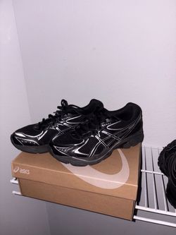 black asics