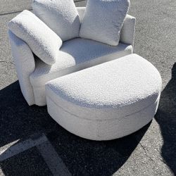 Holley Oversized Fabric Accent Chair with Storage Ottoman 