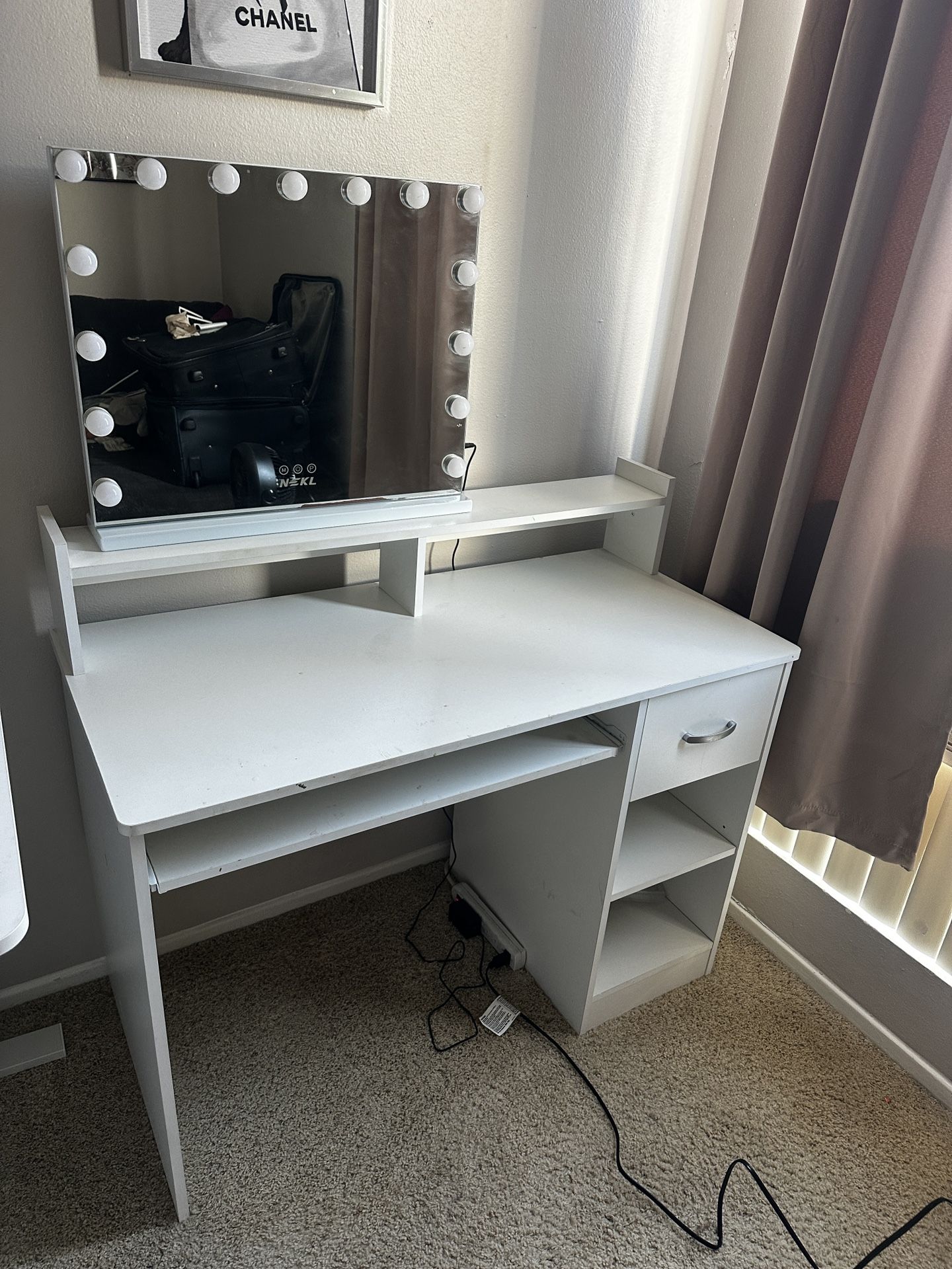 White Vanity Desk with LED Light-Up Mirror 