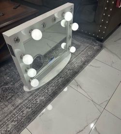Impressions Vanity Hollywood Premiere Pro Vanity Touch Screen - Bluetooth Mirror