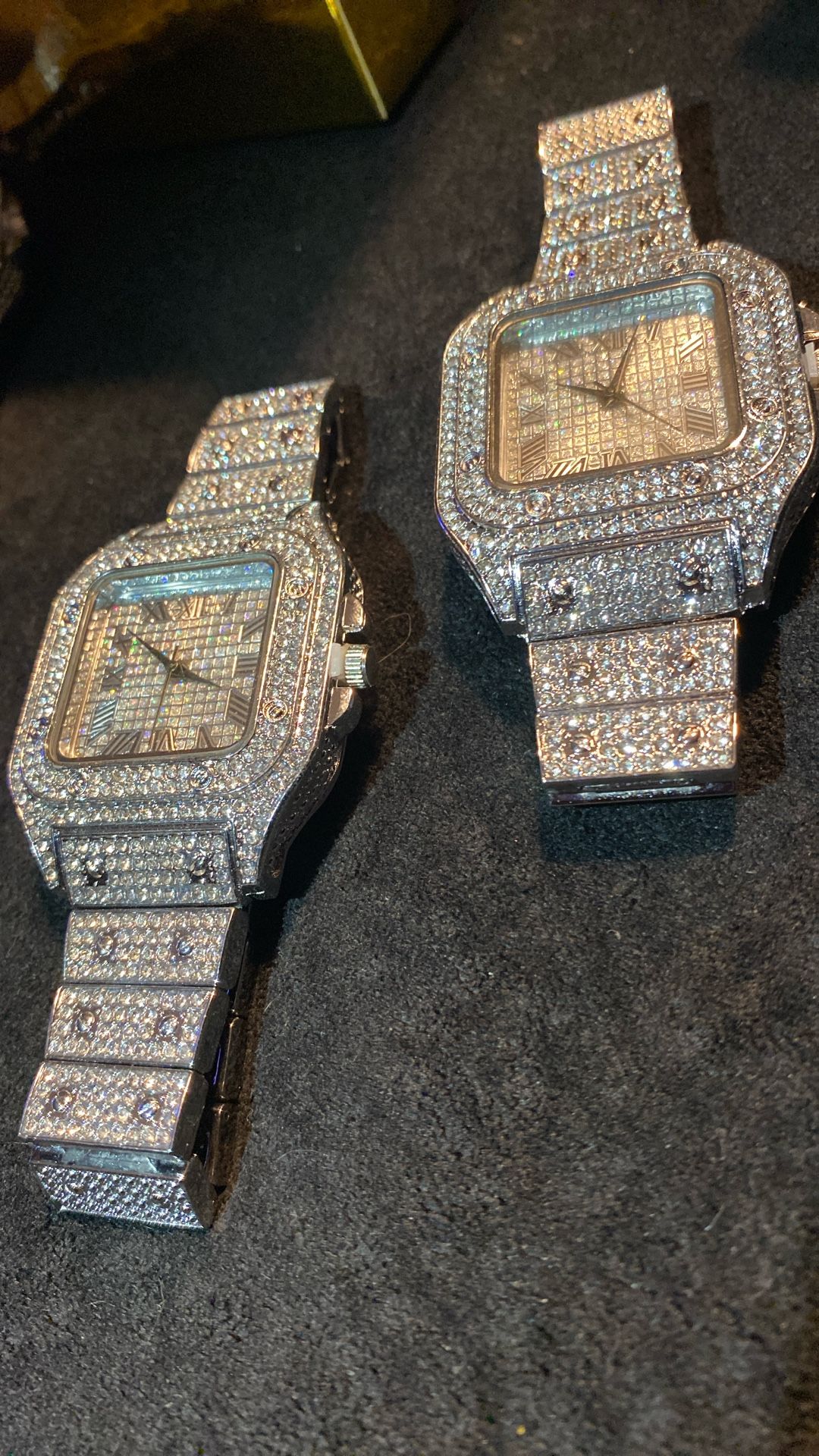 Two Manifest Money, Austrian Lab, Diamond Pieces, Unisex, Reusable Links