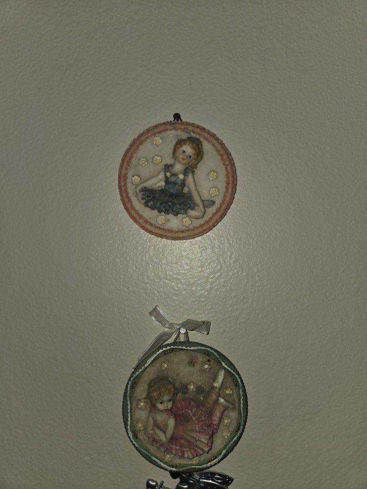Resin Small Wall Plaques Girls Room