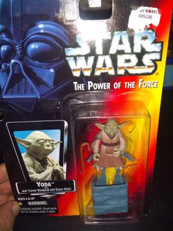 Brand New Kenner Star Wars The Power of the Force Yoda Action Figure...