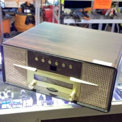  Crosley Record Am  Fm Bluetooth Radio