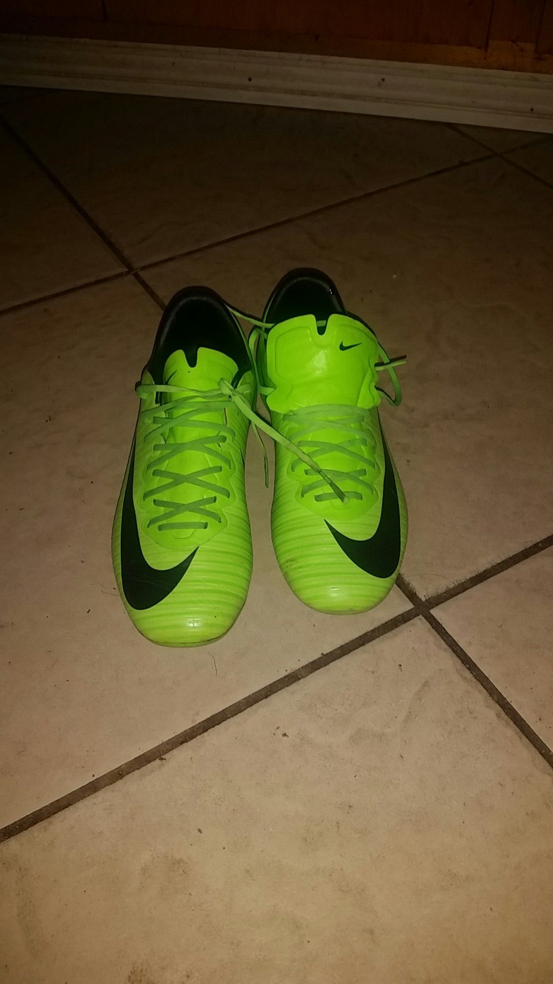 Nike soccer shoes size 3.5