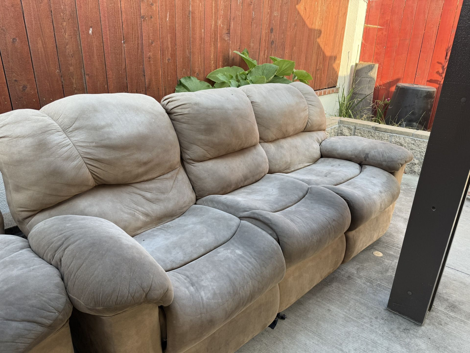 Today Free recliner couches